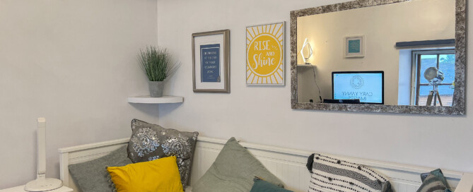 Cary Yanny images office working at home new office